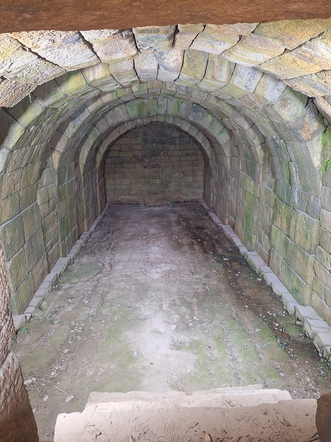 Inside of ice storage