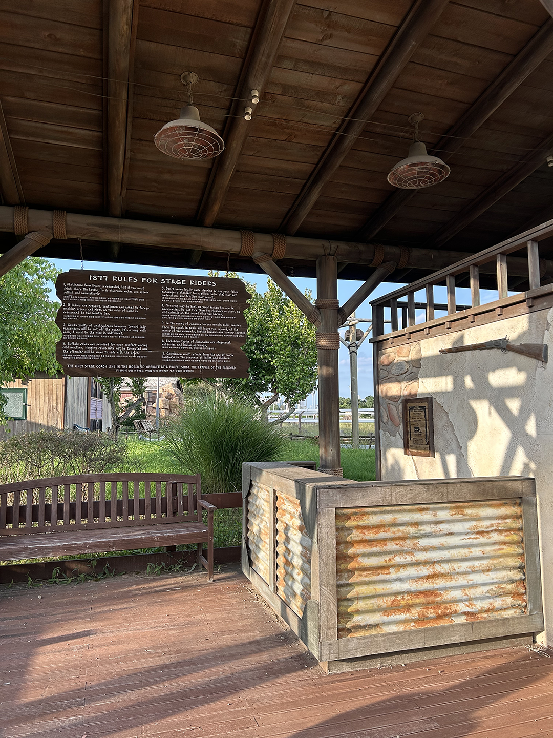 Wild-West Buildings and Decorations