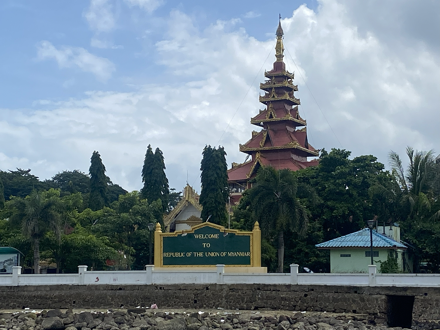 Visa Run: Thailand to Myanmar Thumbnail